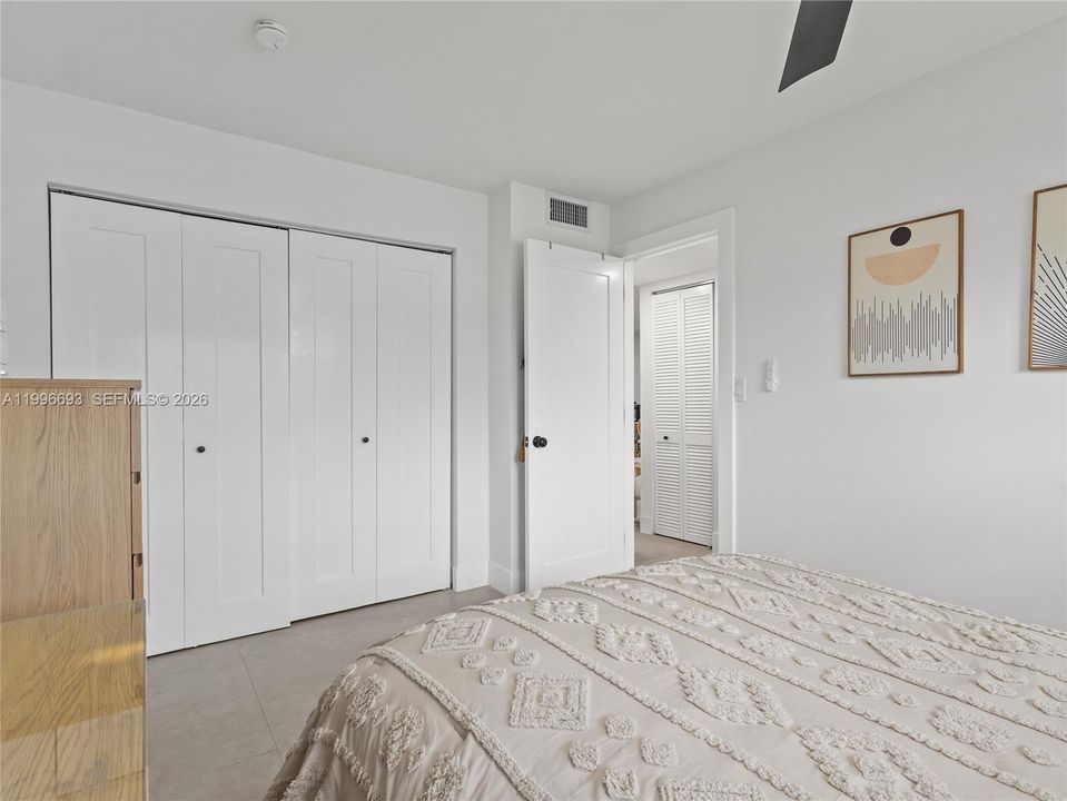 En Venta: $498,000 (2 camas, 1 baños, 824 Pies cuadrados)