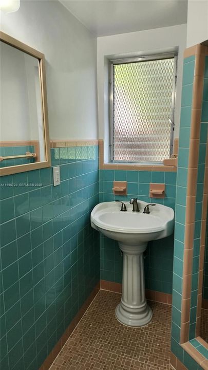 Activo con contrato: $730,000 (2 camas, 2 baños, 1523 Pies cuadrados)
