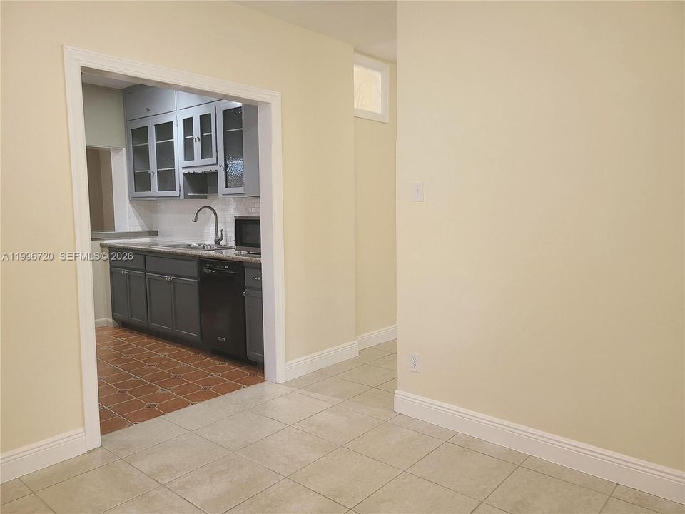 Activo con contrato: $730,000 (2 camas, 2 baños, 1523 Pies cuadrados)