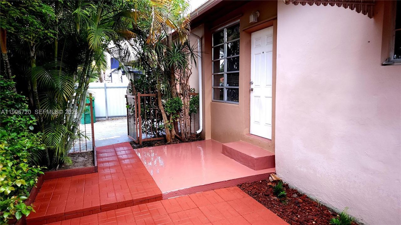 Activo con contrato: $730,000 (2 camas, 2 baños, 1523 Pies cuadrados)