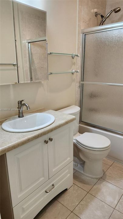 Activo con contrato: $730,000 (2 camas, 2 baños, 1523 Pies cuadrados)