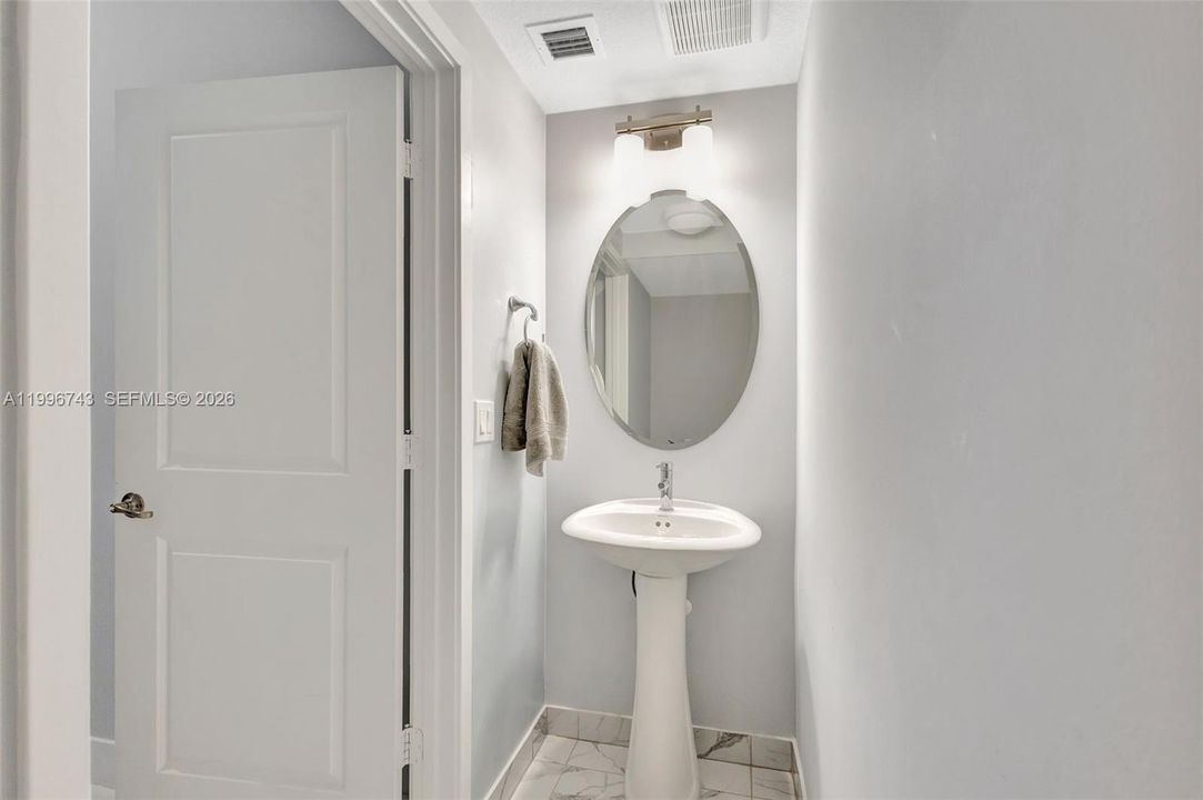 Recently Rented: $5,000 (3 beds, 2 baths, 2144 Square Feet)