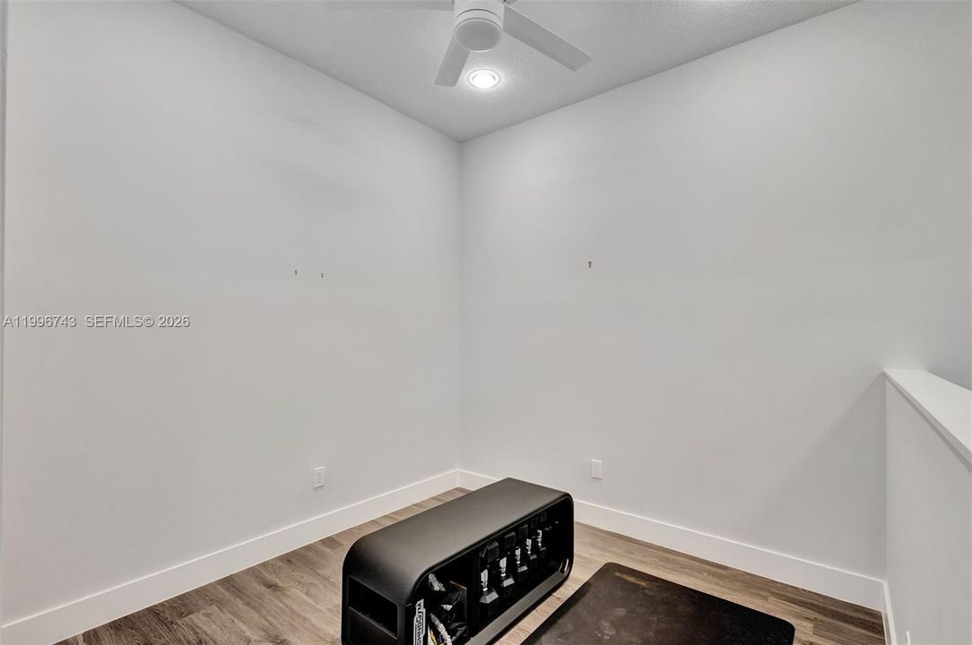 Recently Rented: $5,000 (3 beds, 2 baths, 2144 Square Feet)