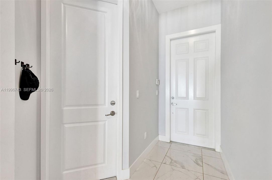 Recently Rented: $5,000 (3 beds, 2 baths, 2144 Square Feet)