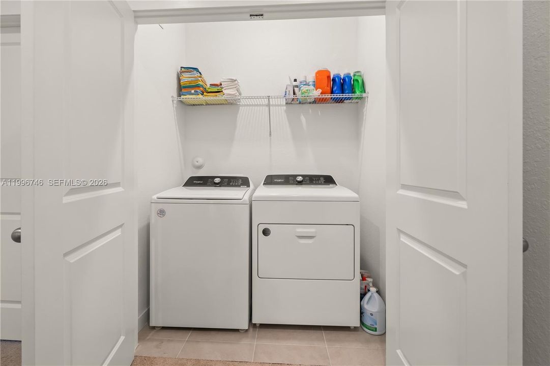 For Sale: $462,000 (3 beds, 2 baths, 1597 Square Feet)
