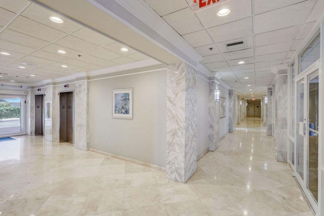 Aquarius_Elevators