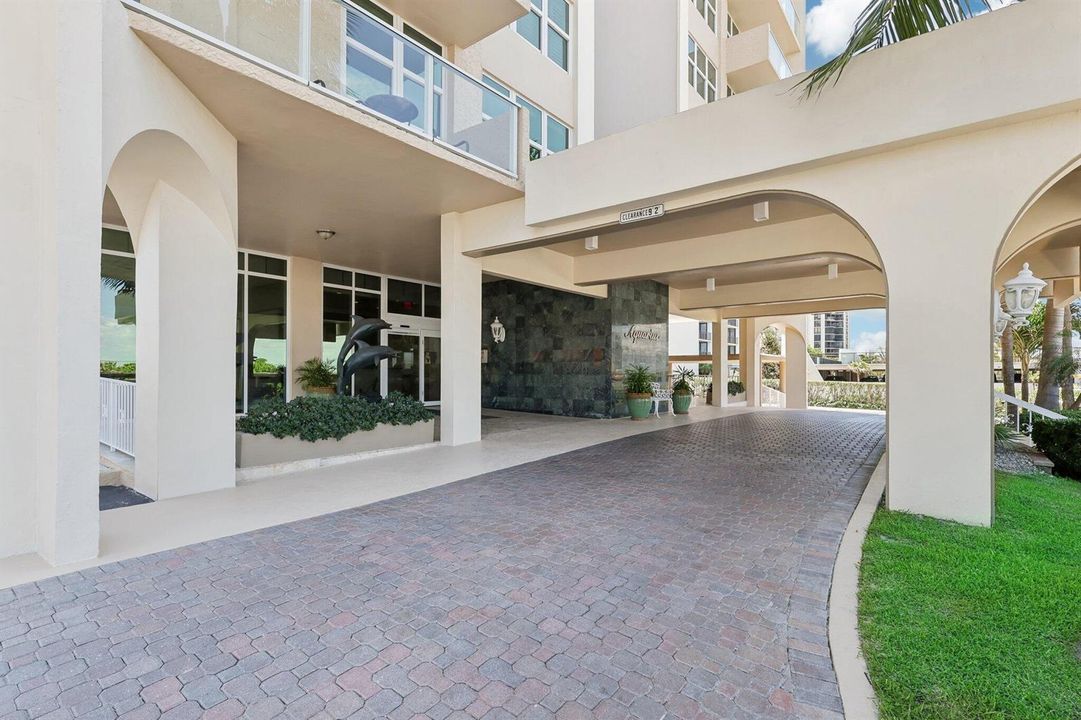 5-web-or-mls-N Ocean Dr 903-005