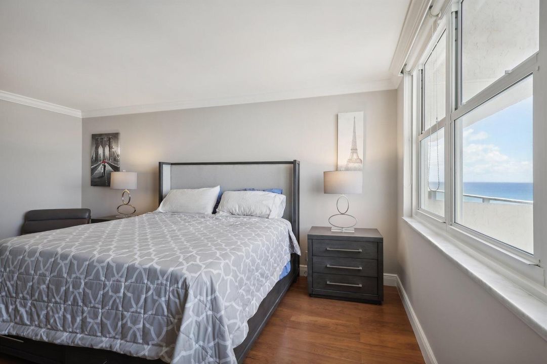 30-web-or-mls-N Ocean Dr 903-030