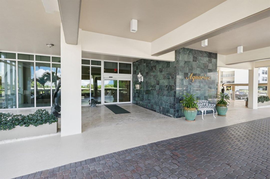 6-web-or-mls-N Ocean Dr 903-006