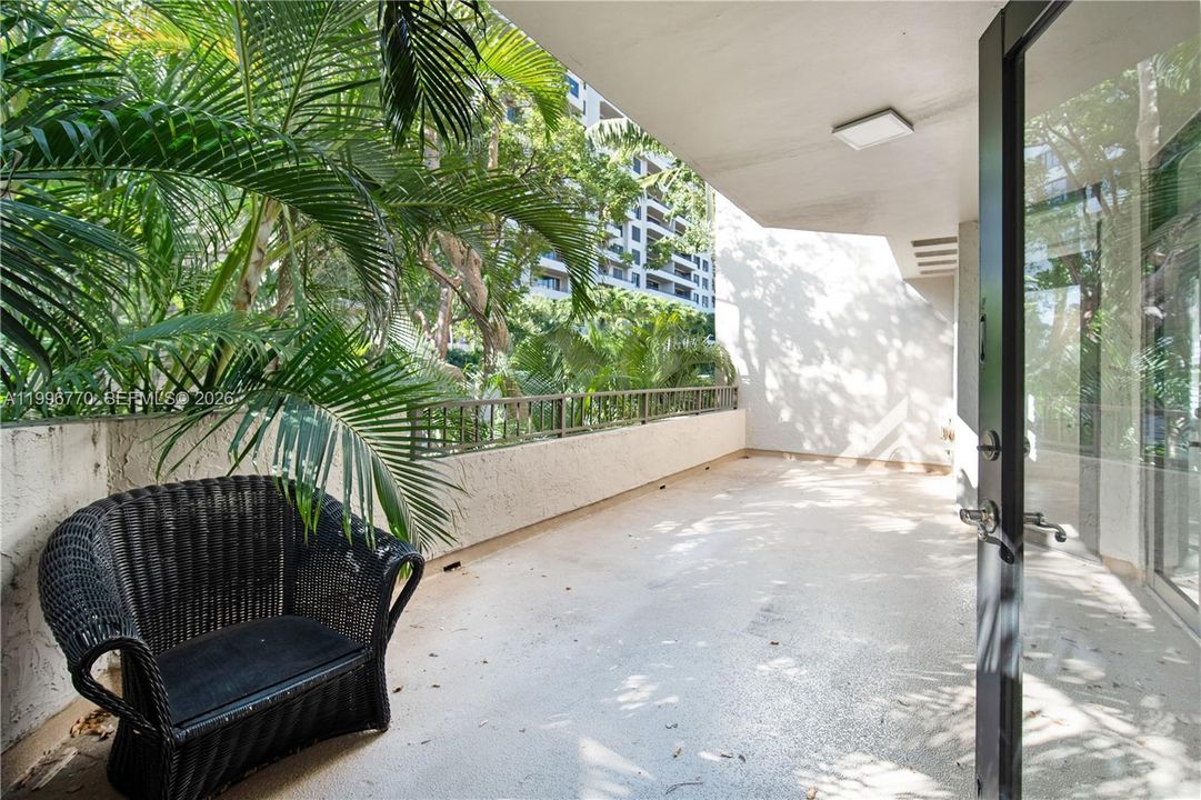 Active With Contract: $6,500 (2 beds, 2 baths, 1720 Square Feet)