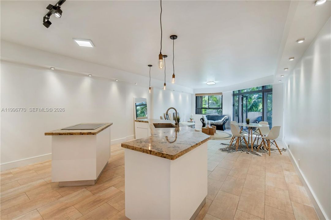 Active With Contract: $6,500 (2 beds, 2 baths, 1720 Square Feet)