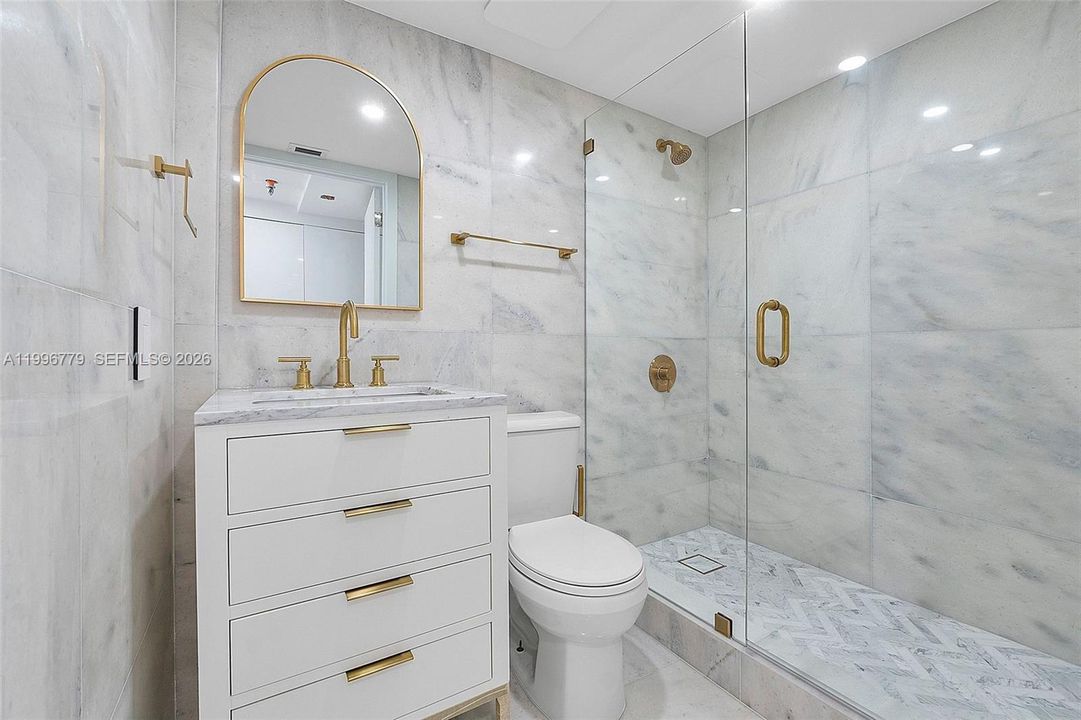 En Venta: $320,000 (0 camas, 1 baños, 370 Pies cuadrados)