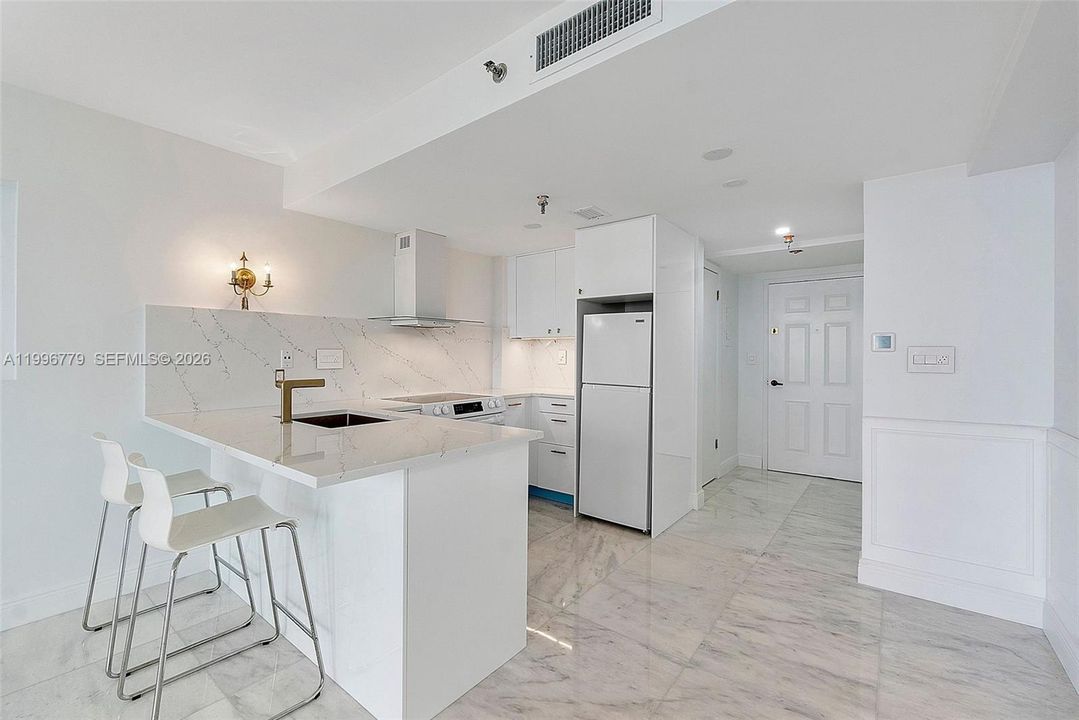 En Venta: $320,000 (0 camas, 1 baños, 370 Pies cuadrados)