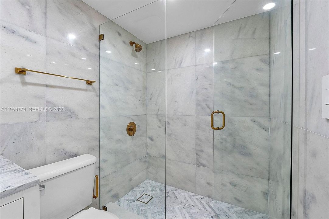 En Venta: $320,000 (0 camas, 1 baños, 370 Pies cuadrados)