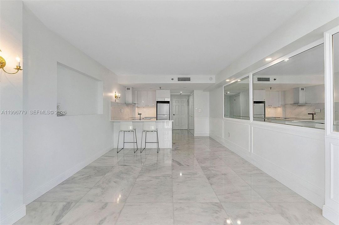 En Venta: $320,000 (0 camas, 1 baños, 370 Pies cuadrados)