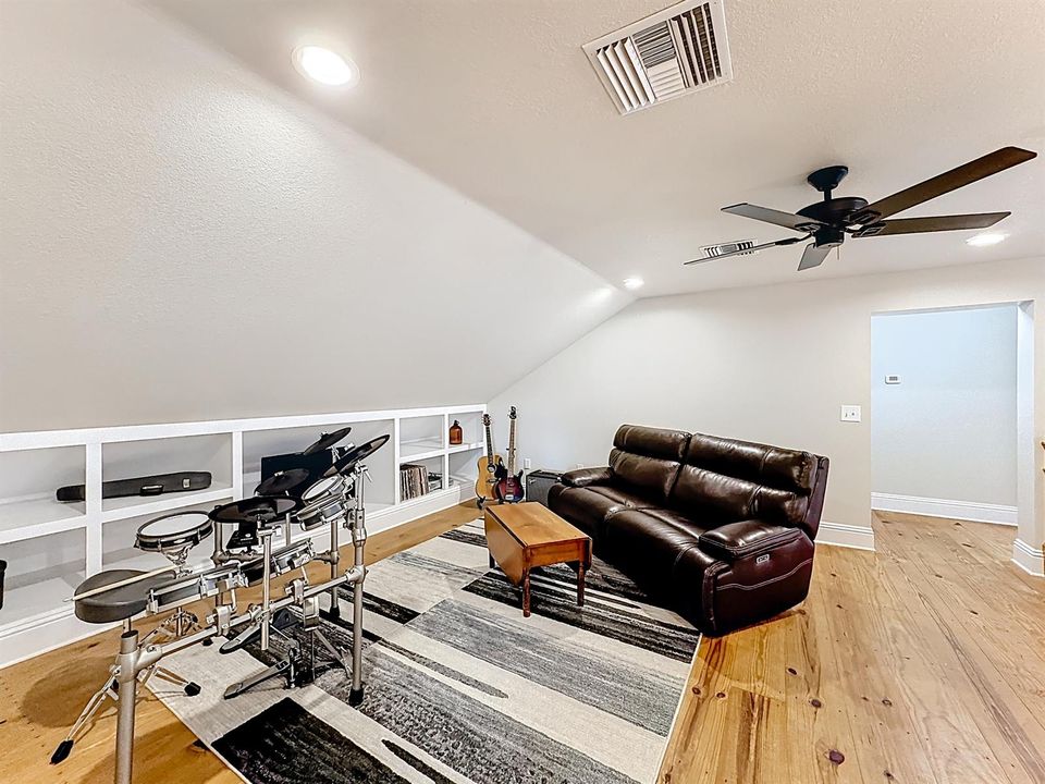 2135 55th Avenue SW-98