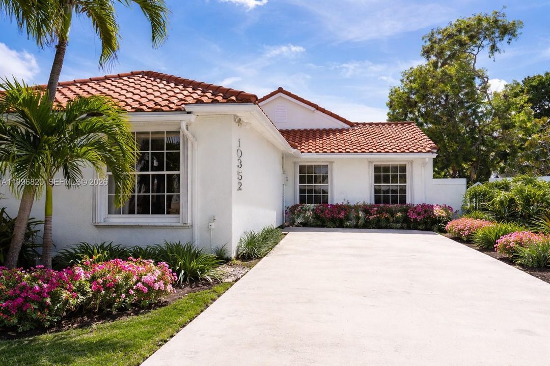 For Sale: $1,150,000 (3 beds, 3 baths, 2268 Square Feet)