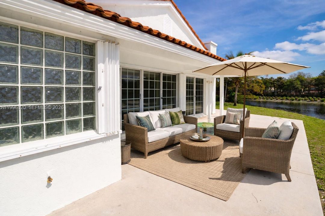 For Sale: $1,150,000 (3 beds, 3 baths, 2268 Square Feet)