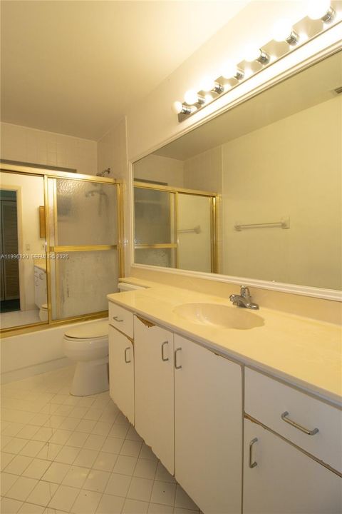 For Sale: $1,150,000 (3 beds, 3 baths, 2268 Square Feet)