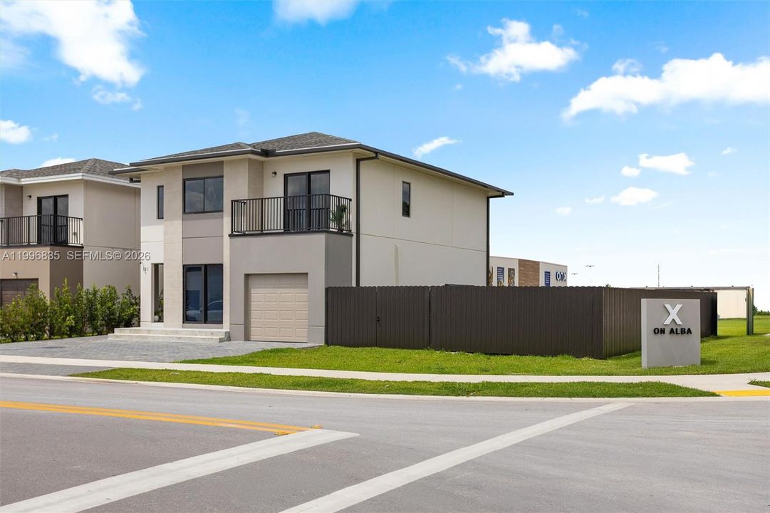 Active With Contract: $585,000 (5 beds, 4 baths, 1902 Square Feet)