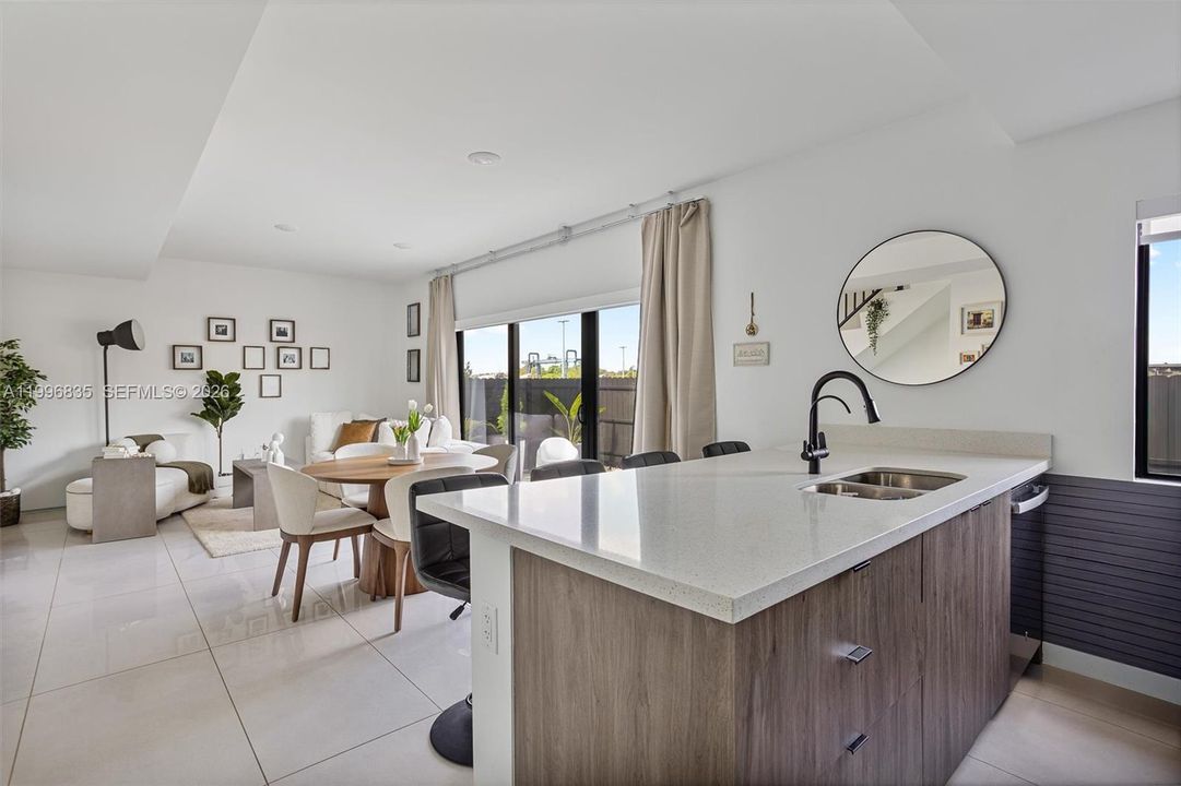Active With Contract: $585,000 (5 beds, 4 baths, 1902 Square Feet)