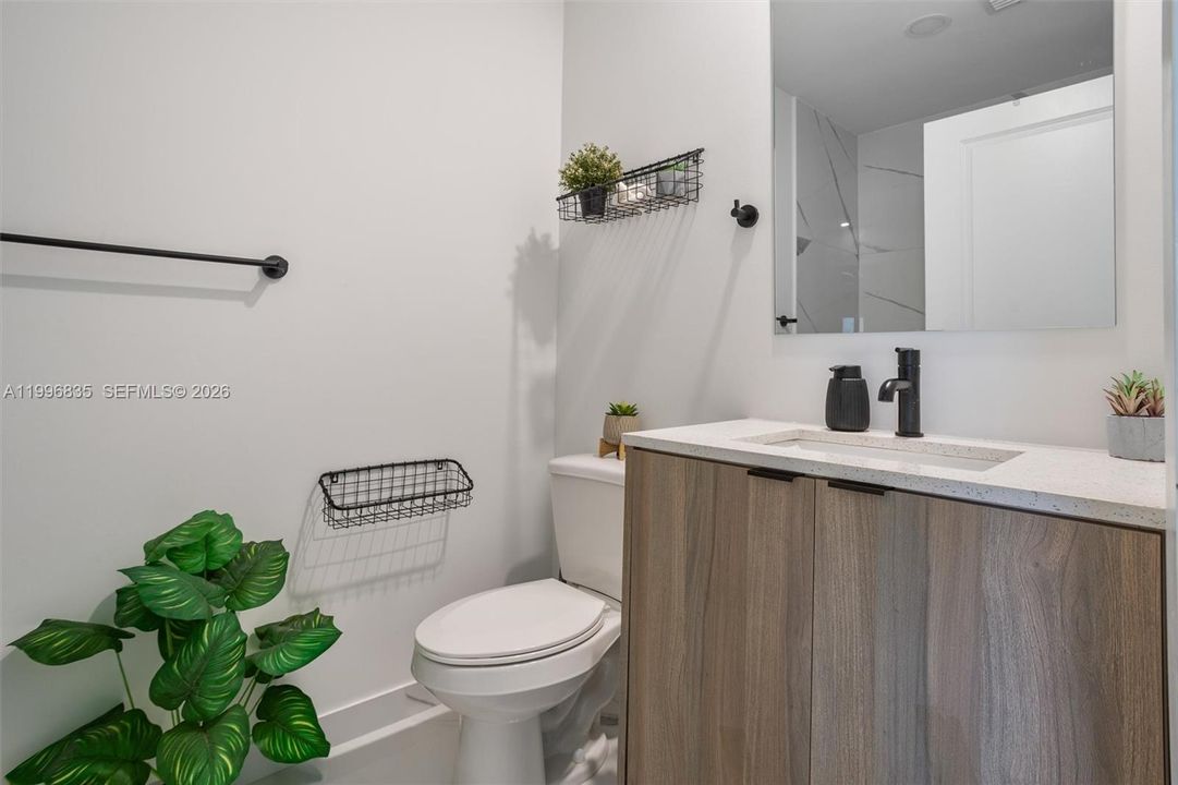 Active With Contract: $585,000 (5 beds, 4 baths, 1902 Square Feet)