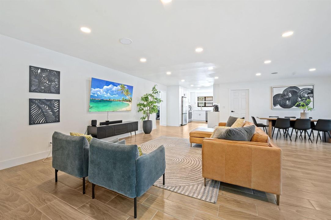 3-web-or-mls-5420-johnson-st