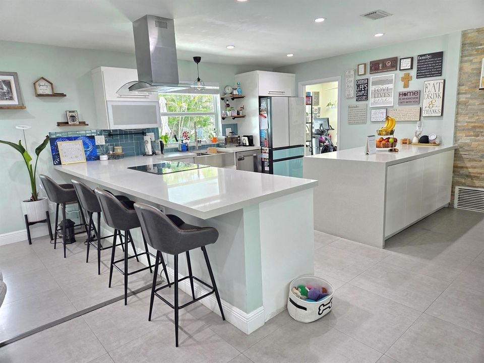 Modern Kitchen