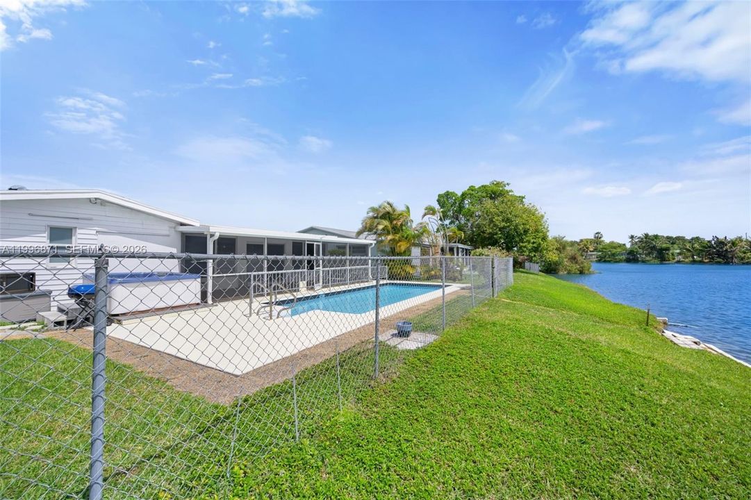 En Venta: $529,000 (2 camas, 2 baños, 1537 Pies cuadrados)