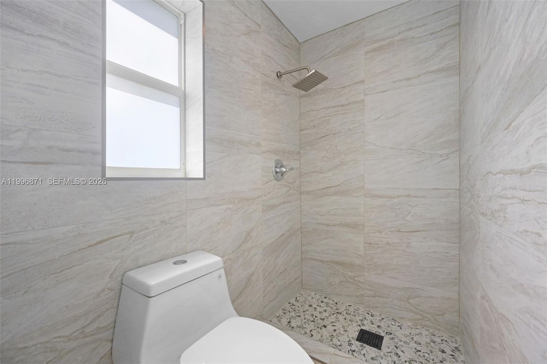 En Venta: $529,000 (2 camas, 2 baños, 1537 Pies cuadrados)