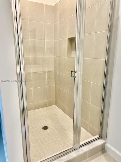 Active With Contract: $2,800 (4 beds, 2 baths, 1900 Square Feet)