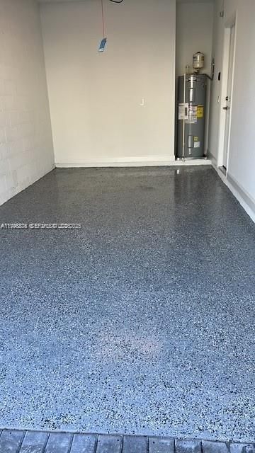 Active With Contract: $2,800 (4 beds, 2 baths, 1900 Square Feet)