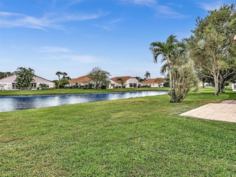For Rent: $3,250 (2 beds, 2 baths, 1175 Square Feet)