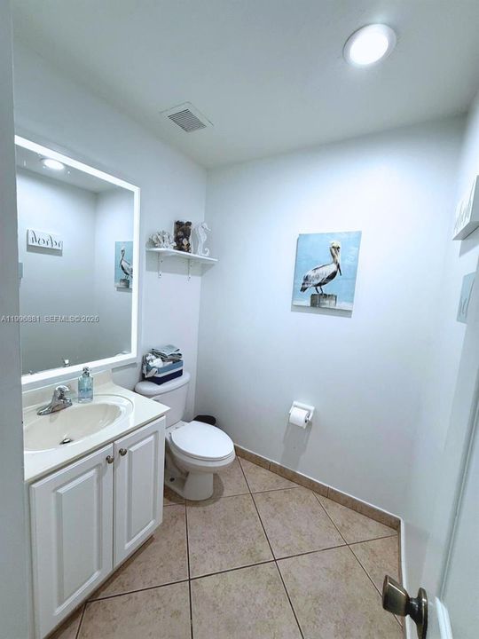For Sale: $350,000 (3 beds, 2 baths, 1383 Square Feet)