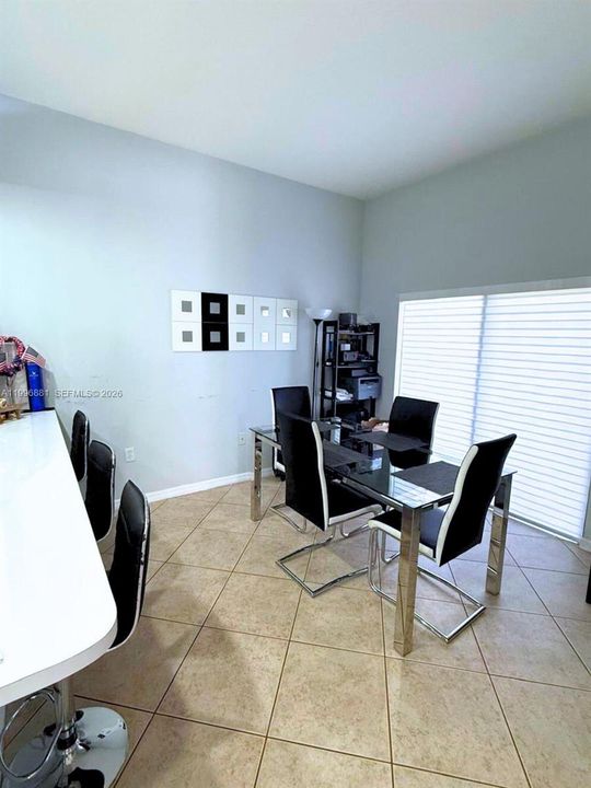 For Sale: $350,000 (3 beds, 2 baths, 1383 Square Feet)
