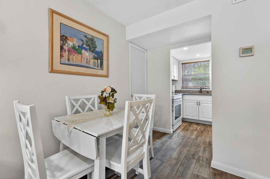 Breakfast Nook