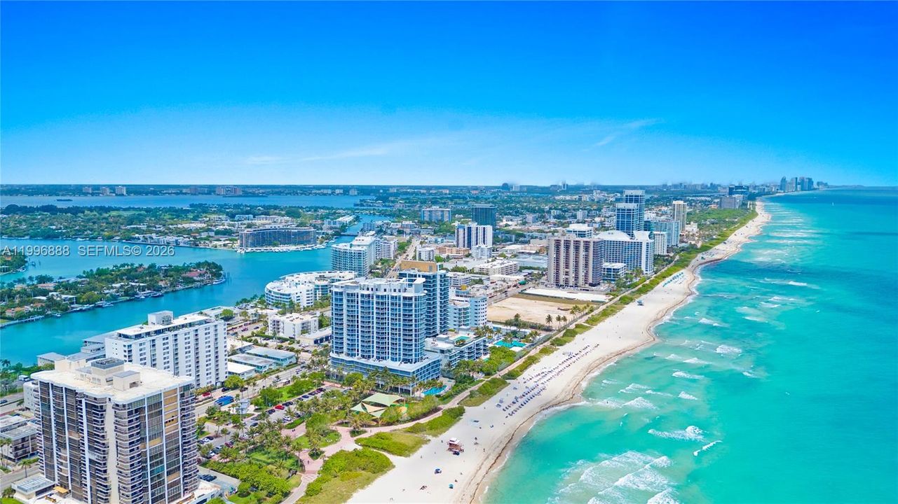 For Sale: $350,000 (1 beds, 1 baths, 1006 Square Feet)