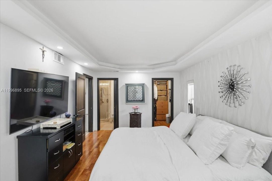 En Venta: $1,175,000 (3 camas, 3 baños, 1804 Pies cuadrados)