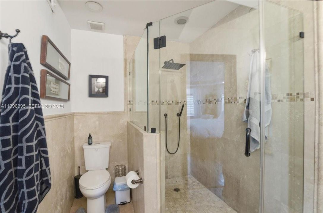 En Venta: $1,175,000 (3 camas, 3 baños, 1804 Pies cuadrados)