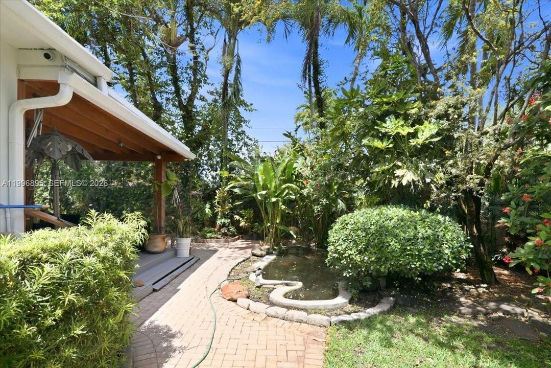 En Venta: $1,175,000 (3 camas, 3 baños, 1804 Pies cuadrados)