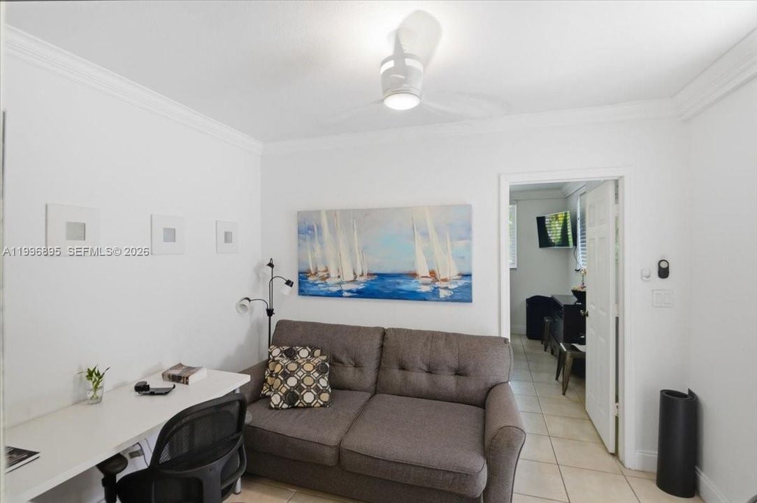 En Venta: $1,175,000 (3 camas, 3 baños, 1804 Pies cuadrados)