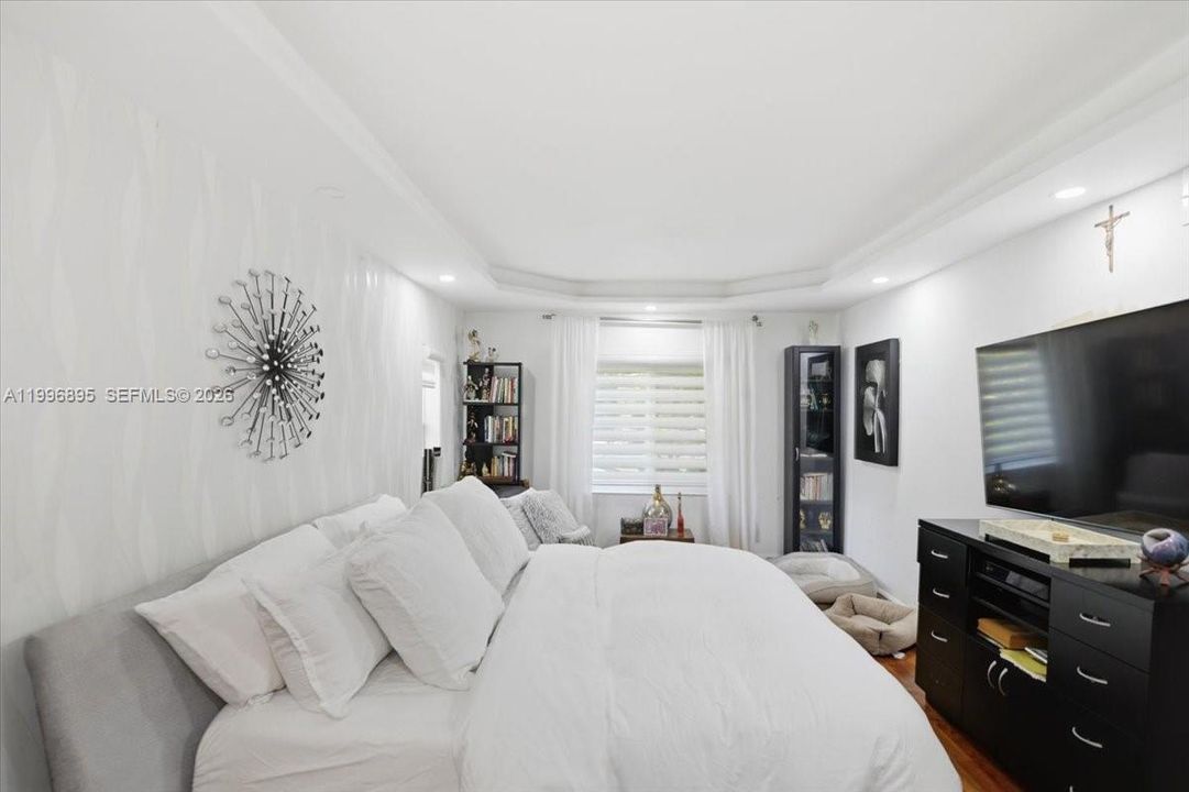 En Venta: $1,175,000 (3 camas, 3 baños, 1804 Pies cuadrados)