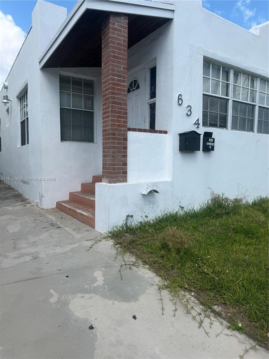 For Sale: $675,000 (3 beds, 1 baths, 0 Square Feet)