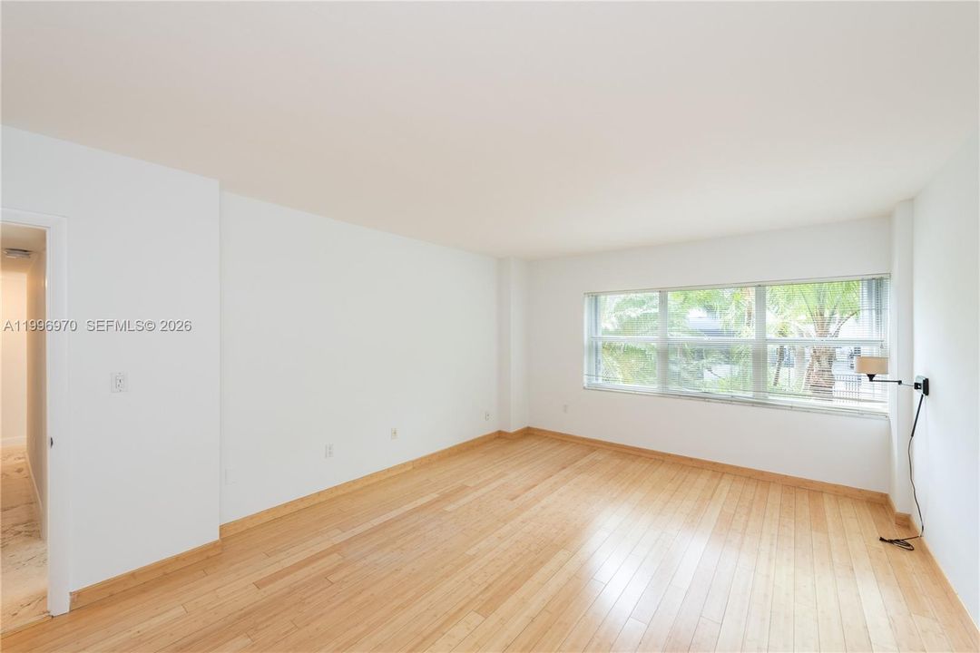 Active With Contract: $4,500 (2 beds, 2 baths, 1365 Square Feet)