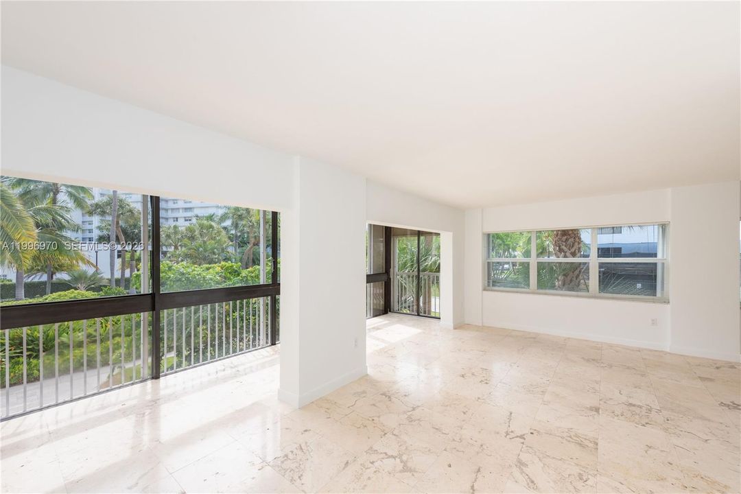 Active With Contract: $4,500 (2 beds, 2 baths, 1365 Square Feet)