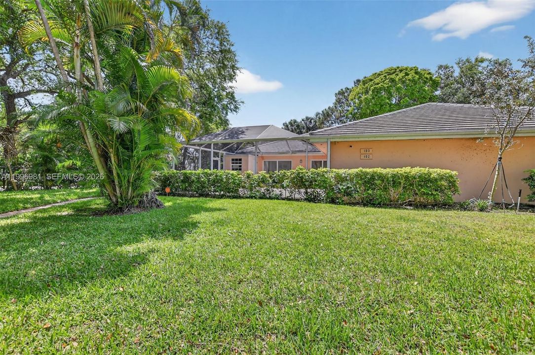 For Sale: $375,000 (2 beds, 2 baths, 1152 Square Feet)