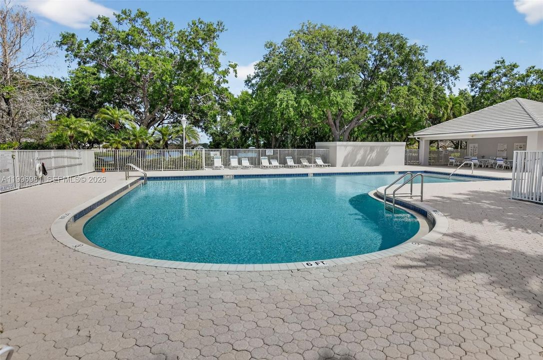 For Sale: $375,000 (2 beds, 2 baths, 1152 Square Feet)