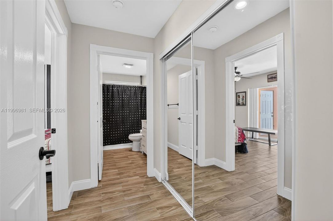 For Sale: $375,000 (2 beds, 2 baths, 1152 Square Feet)