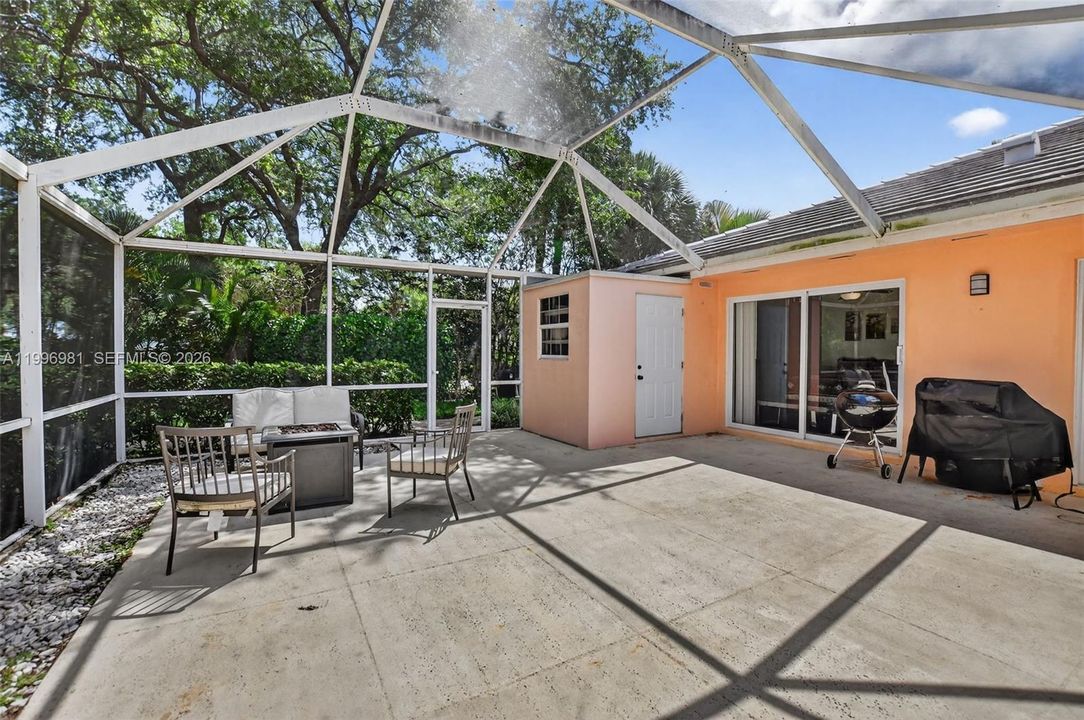 For Sale: $375,000 (2 beds, 2 baths, 1152 Square Feet)