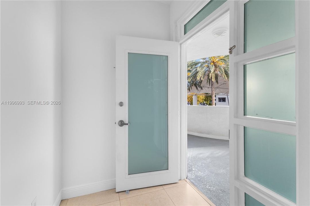Active With Contract: $749,000 (3 beds, 2 baths, 1336 Square Feet)